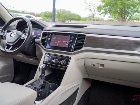 Used 2019 Volkswagen Atlas SEL image 17