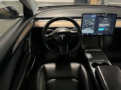 Used 2021 Tesla Model 3 Performance AWD/4WD image 18