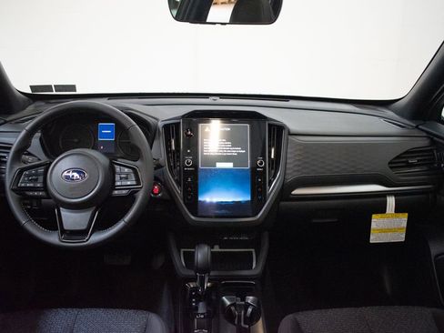 Used 2026 Subaru Forester Premium AWD/4WD image 11