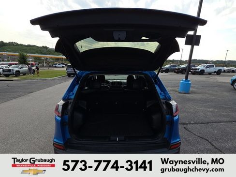 Used 2022 Jeep Cherokee Trailhawk w/ Trailer Tow Group AWD/4WD image 31