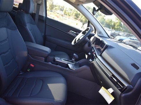 New 2026 Kia Sportage SX image 15