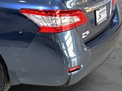 Used 2015 Nissan Sentra SV image 10