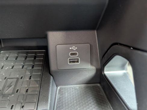 New 2025 Ford Ranger XLT w/ FX4 Off-Road Package image 19