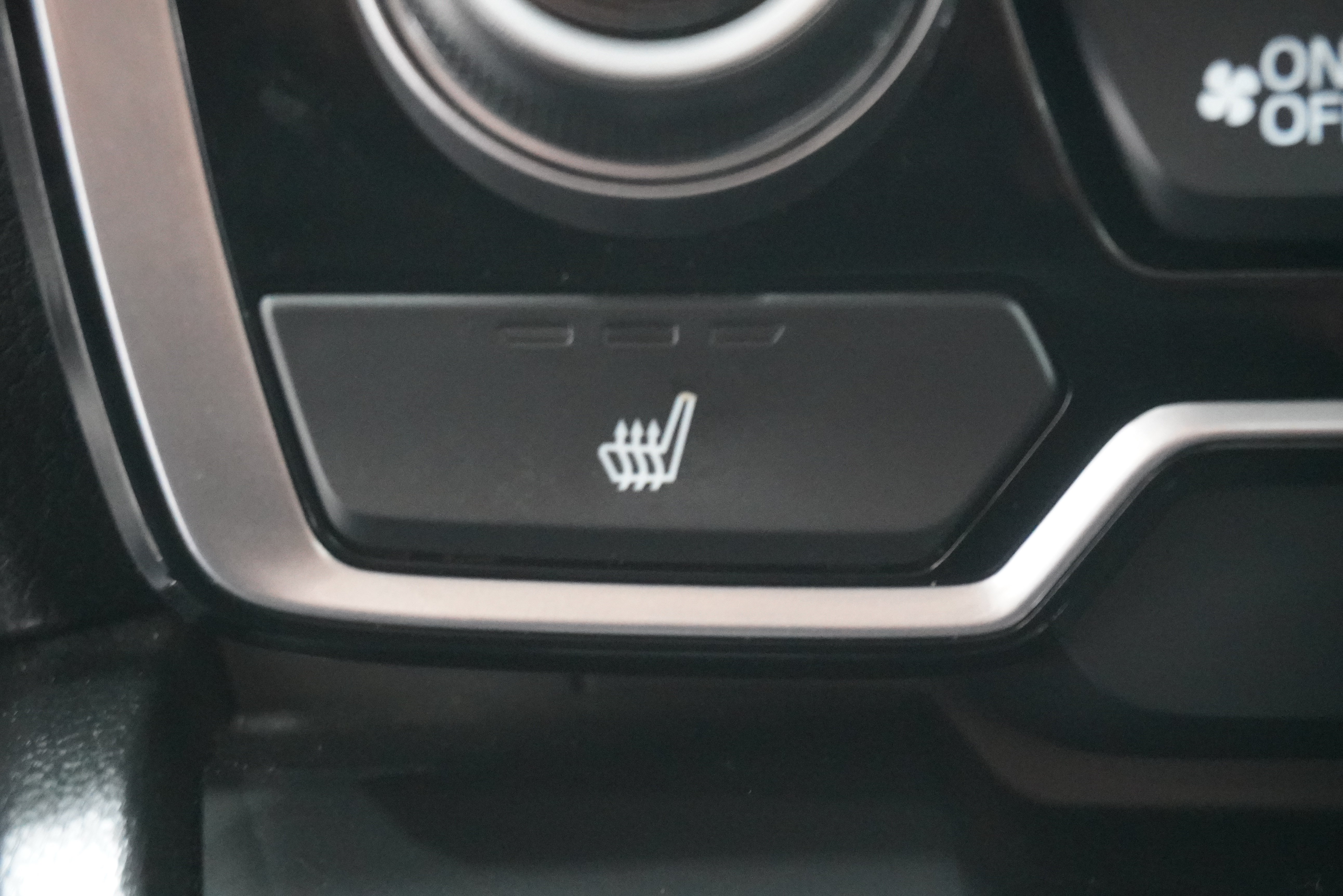 Used 2018 Honda CR-V EX-L image 22