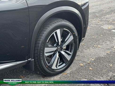 Used 2022 Nissan Rogue Platinum w/ Head-Up Display Package image 26