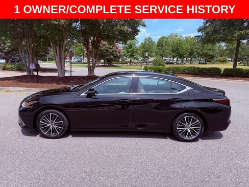 Certified 2024 Lexus ES 350 w/ Premium Package FWD image 4