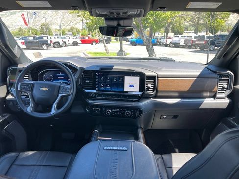 Used 2024 Chevrolet Silverado 3500 High Country w/ High Country Premium Package AWD/4WD image 22