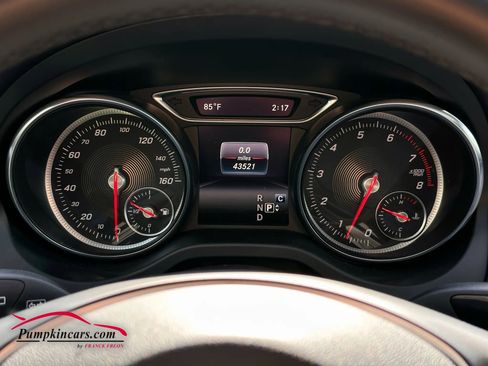 Used 2019 Mercedes-Benz GLA 250 4MATIC image 5