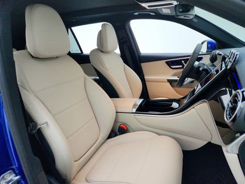 New 2026 Mercedes-Benz GLC 300 image 20