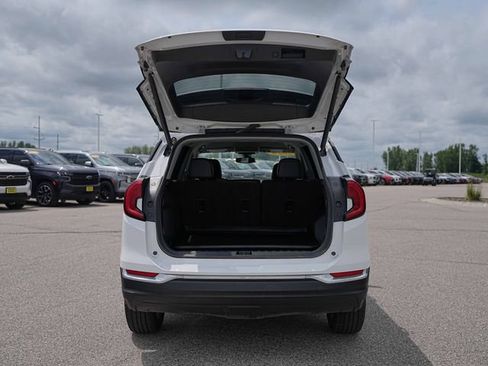 Used 2023 GMC Terrain SLT AWD/4WD image 14