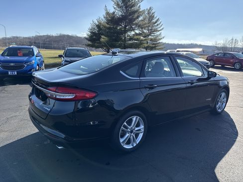 Used 2018 Ford Fusion S image 5