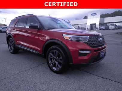 Certified 2024 Ford Explorer XLT w/ Equipment Group 202A