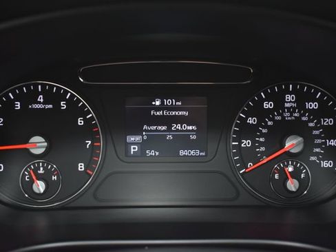 Used 2020 Kia Sorento LX w/ LX I4 Convenience Package image 17