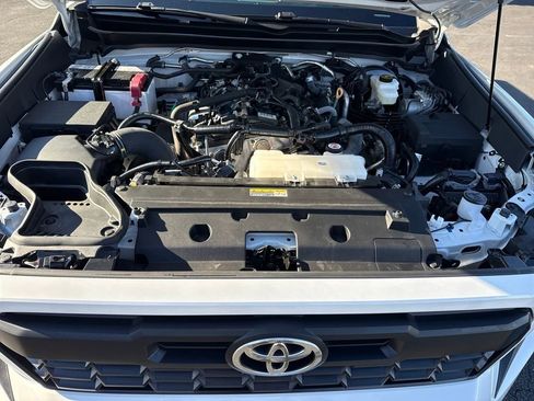 Used 2024 Toyota Tacoma TRD Sport image 24