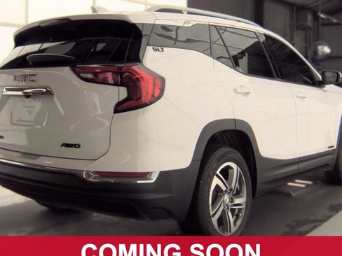 Used 2020 GMC Terrain SLT AWD/4WD image 3