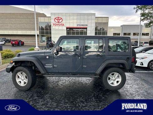 Used 2017 Jeep Wrangler Unlimited Sport w/ Connectivity Group AWD/4WD image 1