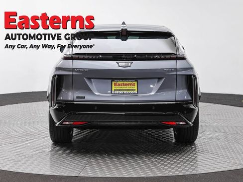 Used 2023 Cadillac Lyriq 2WD image 6