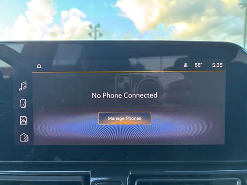 Used 2025 Chevrolet TrailBlazer LT image 21