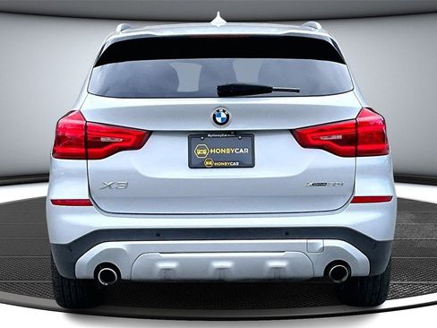Used 2019 BMW X3 xDrive30i w/ Driving Assistance Package image 5