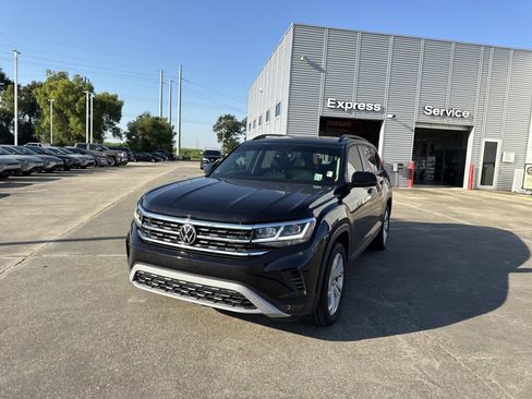 Used 2022 Volkswagen Atlas SE image 4