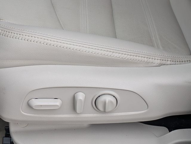 Used 2022 GMC Terrain Denali AWD/4WD image 18