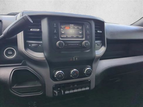 Used 2024 RAM 2500 Tradesman w/ Chrome Appearance Group AWD/4WD image 13