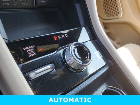 New 2025 Jeep Grand Cherokee Limited w/ Luxury Tech Group II image 17