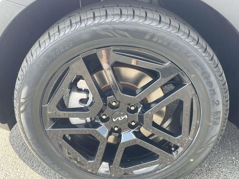 Used 2023 Kia Telluride EX X-Line image 8