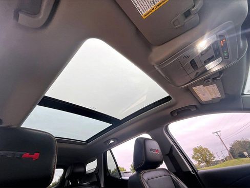 Used 2024 GMC Terrain AT4 w/ Infotainment Package II image 17