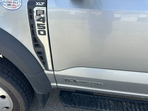 Used 2023 Ford F450 XLT image 22
