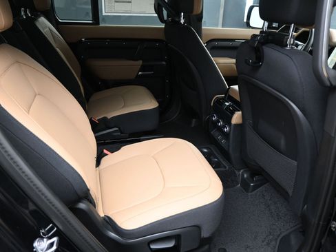 New 2026 Land Rover Defender 130 V8 image 9