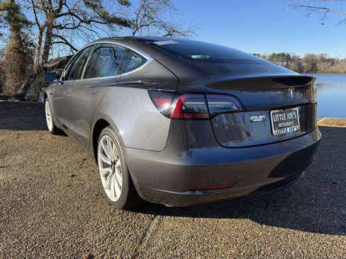 Used 2018 Tesla Model 3 Long Range image 8