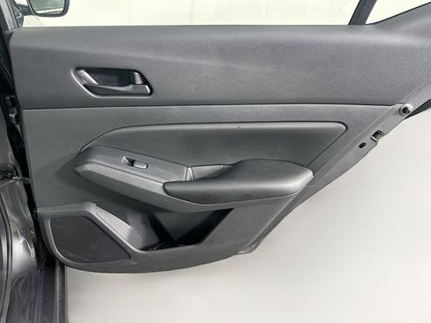 Used 2025 Nissan Altima 2.5 S image 28