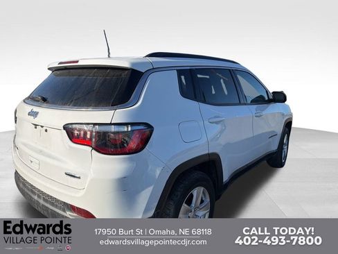 Used 2022 Jeep Compass Latitude w/ Convenience Group image 3