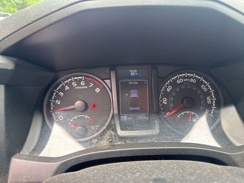 Used 2022 Toyota Tacoma SR w/ SX Package AWD/4WD image 12