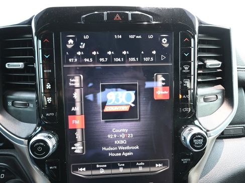 Used 2019 RAM 1500 Laramie RWD image 21