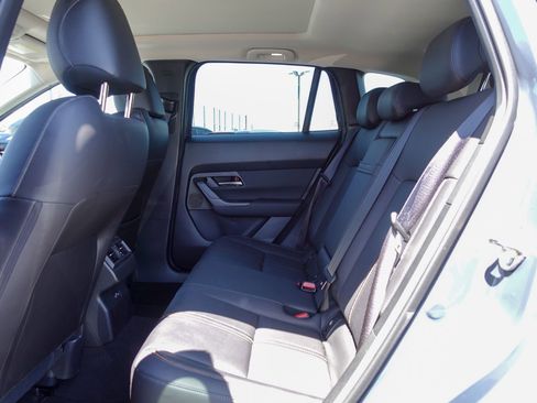 Used 2025 MAZDA CX-50 AWD 2.5 S w/ Premium Plus Pkg image 14