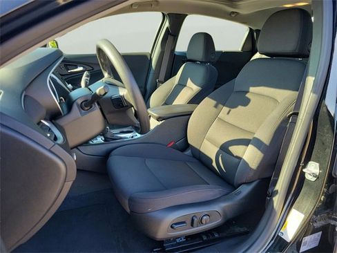 Used 2024 Chevrolet Malibu LT image 16