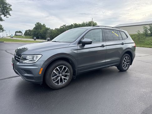 Used 2021 Volkswagen Tiguan S FWD image 18