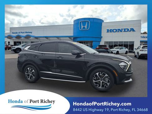 Used 2023 Kia Sportage EX image 1