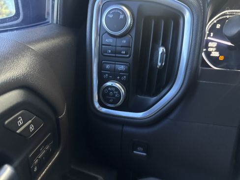 Used 2019 GMC Sierra 1500 SLT w/ SLT Premium Package AWD/4WD image 37