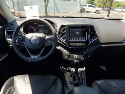 Used 2022 Jeep Cherokee Limited AWD/4WD image 23