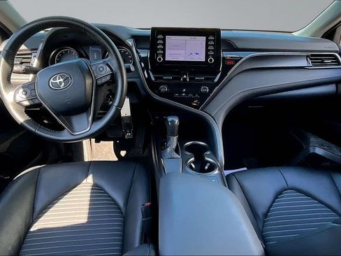 Used 2024 Toyota Camry SE FWD image 7