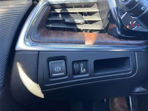 Used 2023 Cadillac XT5 Sportv image 20