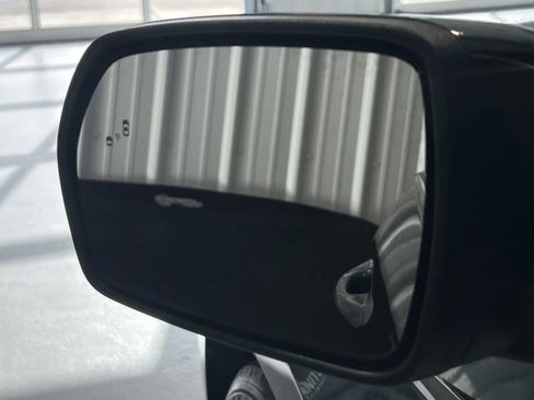 Used 2022 Ford Edge SEL AWD/4WD image 8