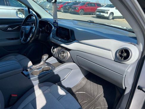 Used 2020 Chevrolet Blazer LT image 25