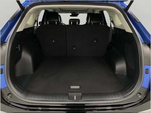 Used 2025 Kia Sportage SX image 6