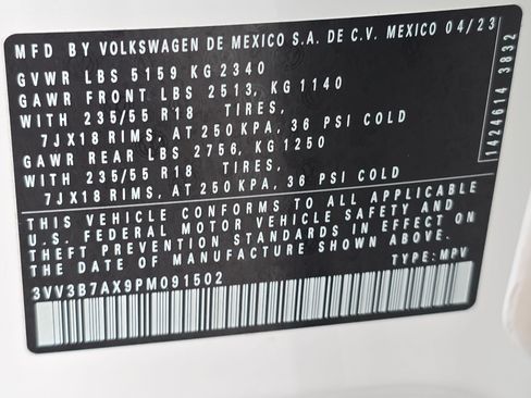 Used 2023 Volkswagen Tiguan SE FWD image 36