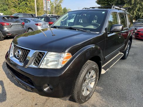 Used 2011 Nissan Pathfinder Silver AWD/4WD image 2