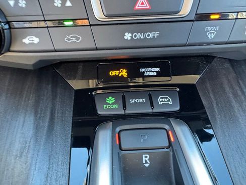 Used 2018 Honda Clarity Base image 29
